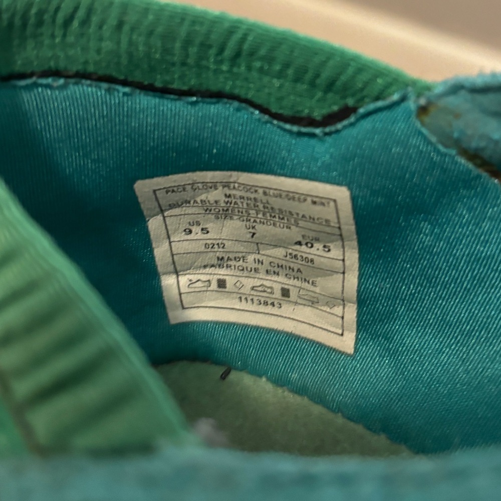 Merrell Turquoise and Cream Athletic Shoes - Picture 4 of 8
